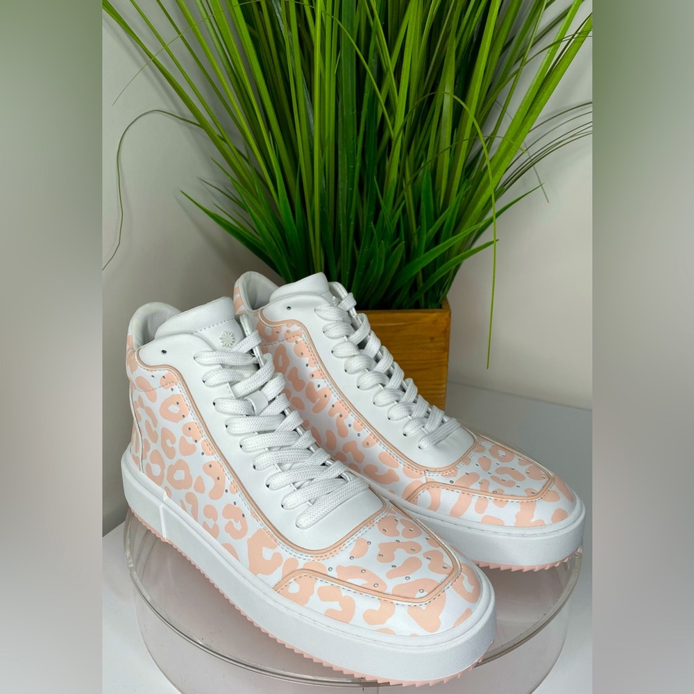 NEW STUART WEITZMAN Ryan Rosewater Cheetah High-Top Sneaker
